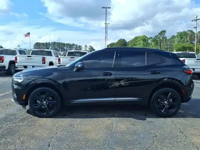 2023 Buick Envision Essence FWD's photo