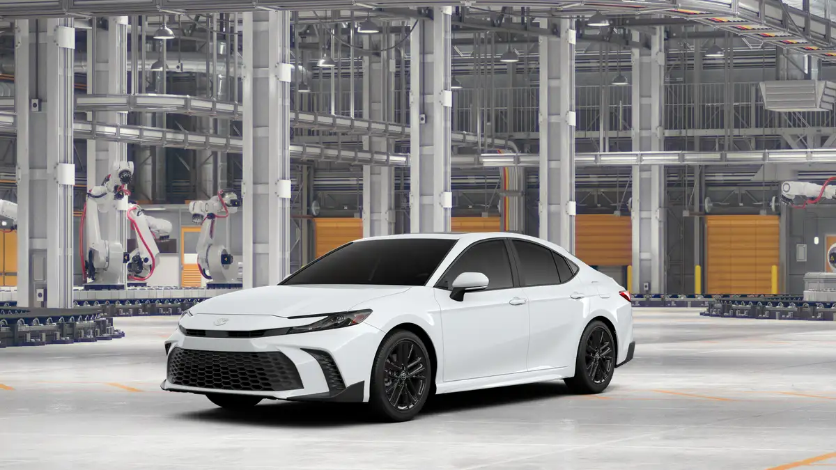 2026 Toyota Camry SE Hybrid's photo