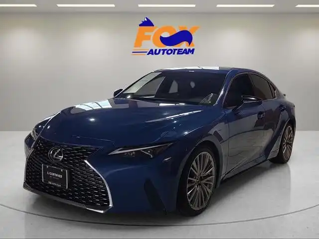 2022 Lexus IS 350 300 RWD's photo