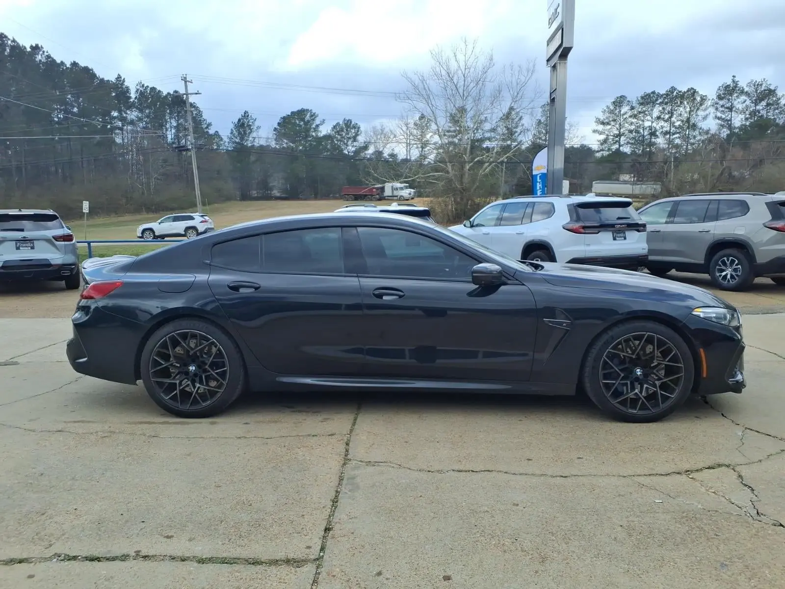 2021 BMW M8 Base photo 4