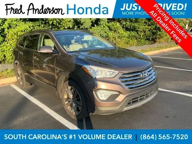 2014 Hyundai Santa Fe Limited's photo