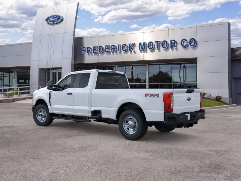 2026 Ford F-350 XL 4WD SuperCab SRW 8' Box photo 4