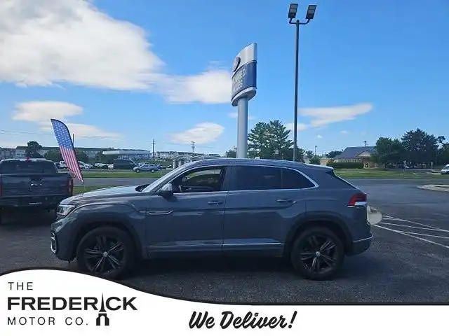 2022 Volkswagen Atlas Cross Sport 2.0T SEL R-LINE 4MOTION's photo