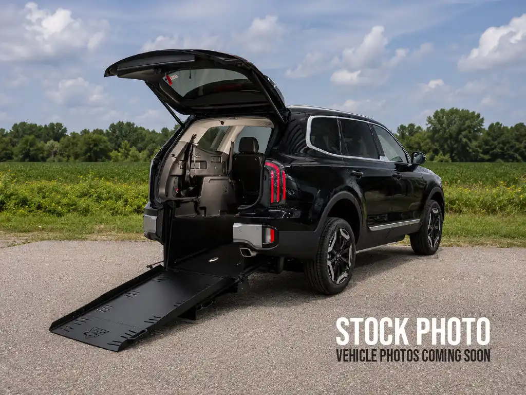 2025 Kia Telluride S FWD's photo