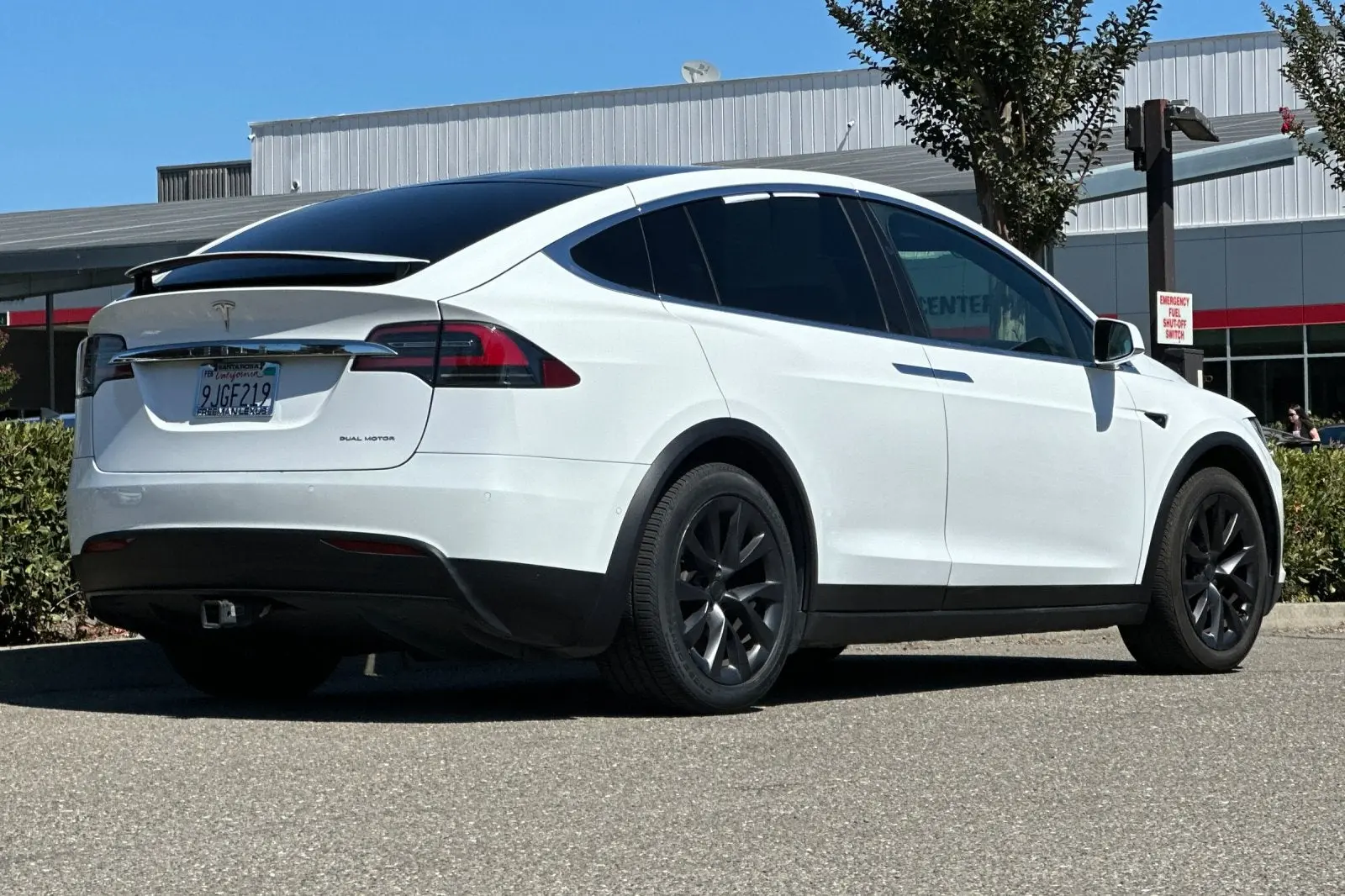 2021 Tesla Model X Long Range Plus photo 4
