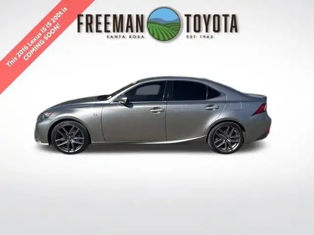 2016 Lexus IS 350 200t's photo