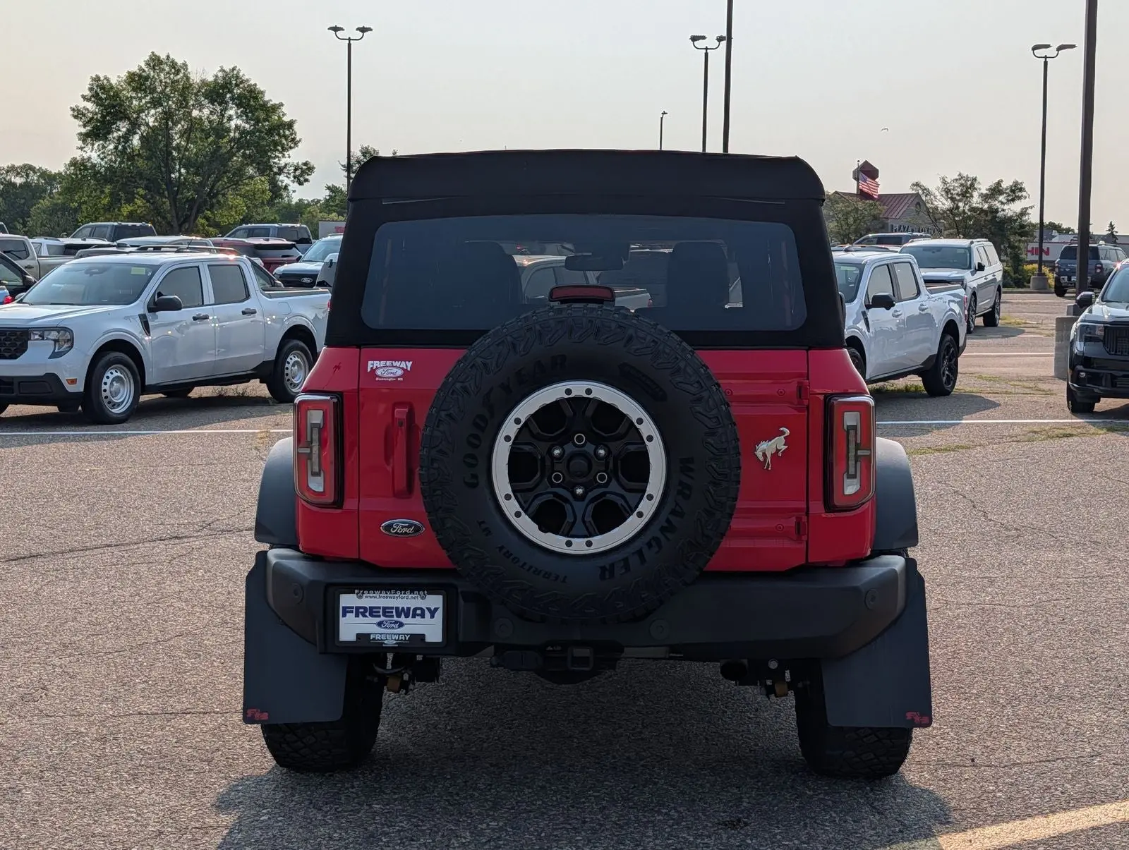 2023 Ford Bronco Outer Banks 4WD photo 4