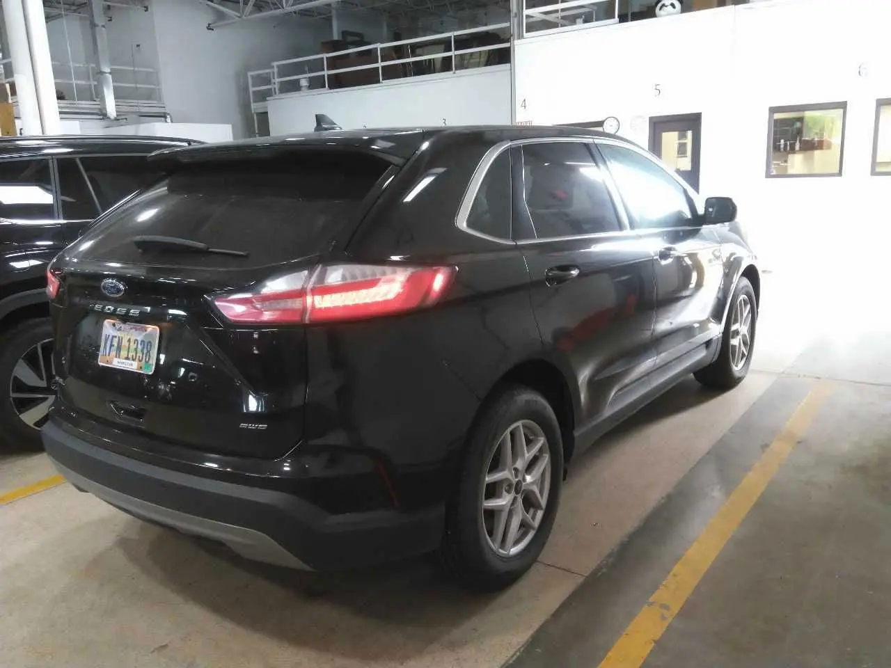2024 Ford Edge SEL AWD photo 4