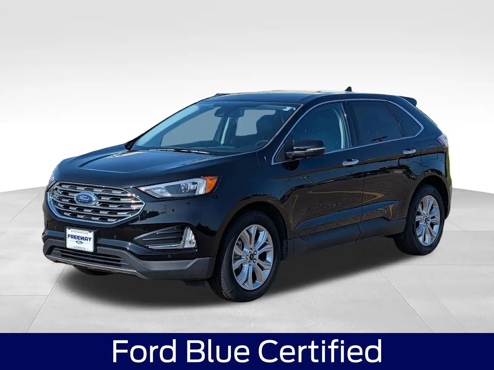 2023 Ford Edge Titanium AWD's photo