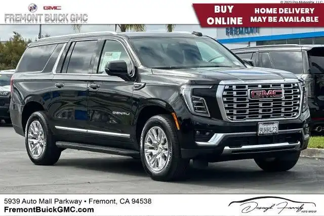 2025 GMC Yukon Denali AWD's photo