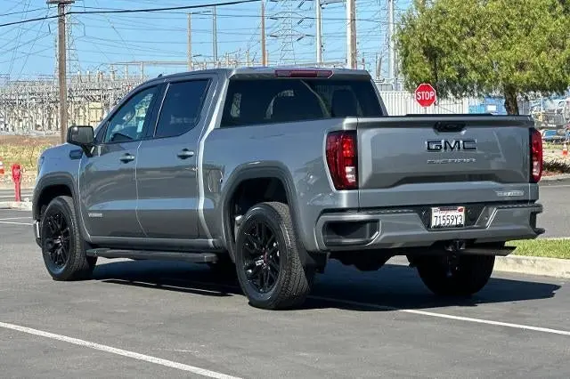 2024 GMC Sierra 2WD Crew Cab Short Box Elevation photo 5