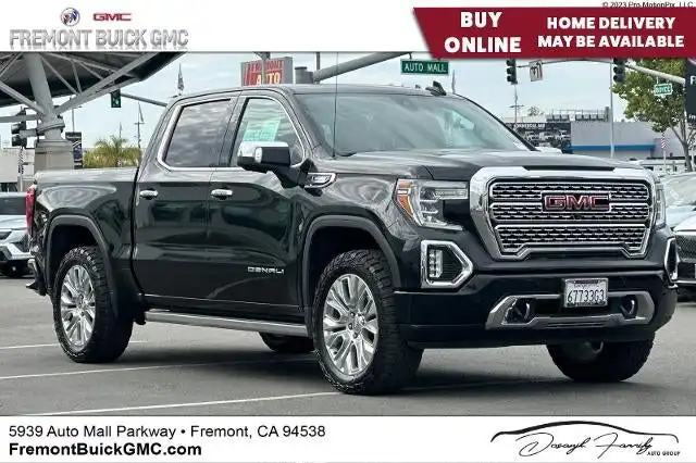 2021 GMC Sierra 4WD Crew Cab Short Box Denali's photo