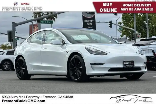 2018 Tesla Model 3 Long Range Dual Motor All-Wheel Drive's photo