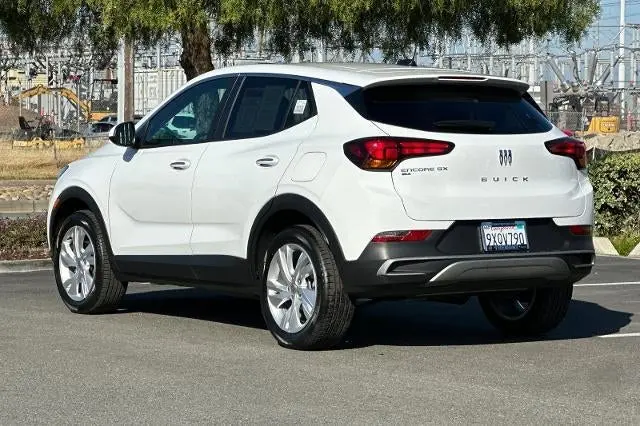 2026 Buick Encore GX Preferred AWD photo 5