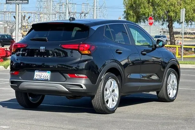 2026 Buick Encore GX Preferred AWD photo 3