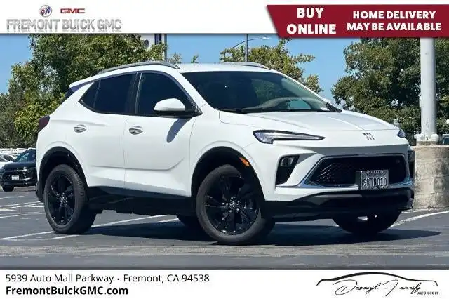 2024 Buick Encore GX Sport Touring's photo