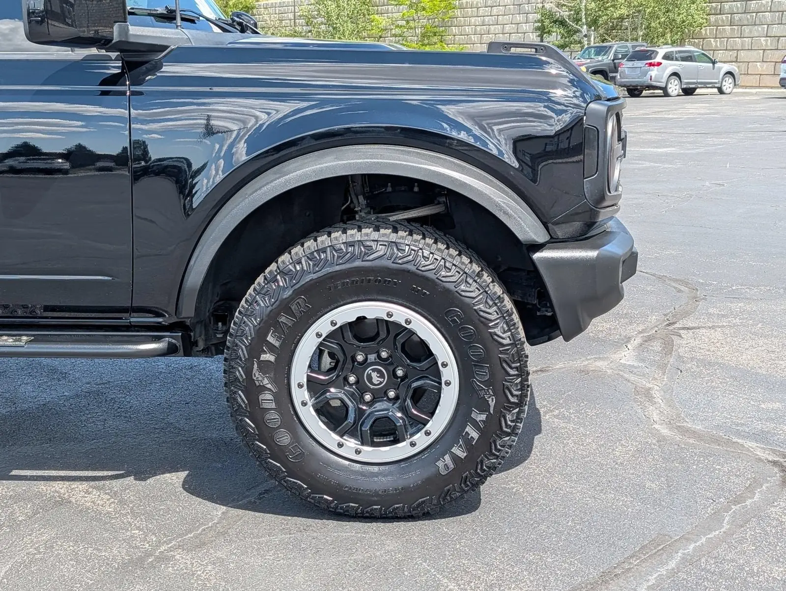 2023 Ford Bronco Outer Banks 4WD photo 4