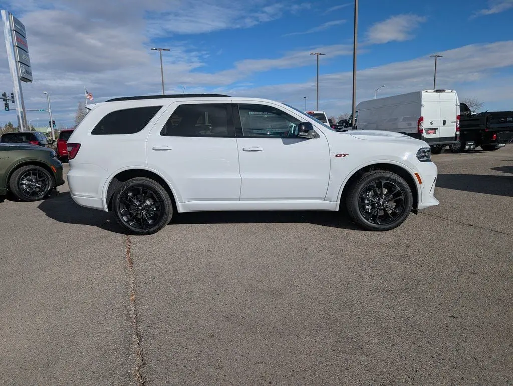 2026 Dodge Durango GT Plus AWD photo 3