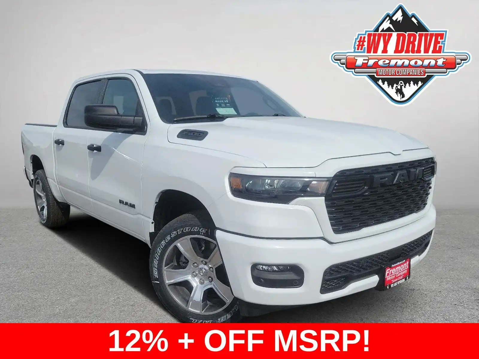 2026 RAM 1500 Express 4x4 Crew Cab 5'7's photo