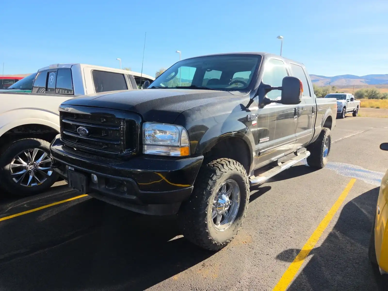 2003 Ford F-350 XL 4WD Crew Cab SWB's photo