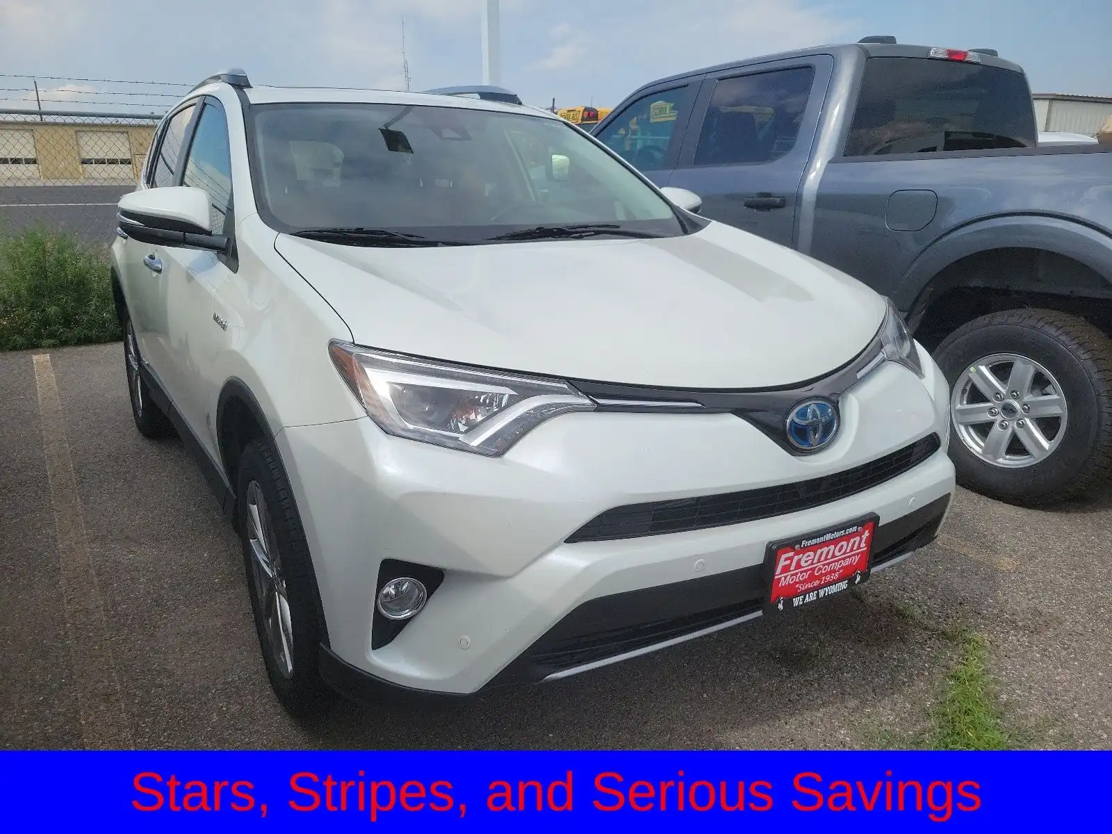 2018 Toyota RAV4 Hybrid Limited AWD's photo