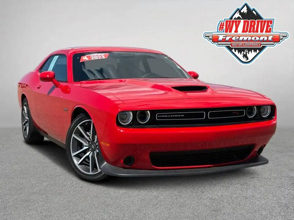 2023 Dodge Challenger R/T's photo