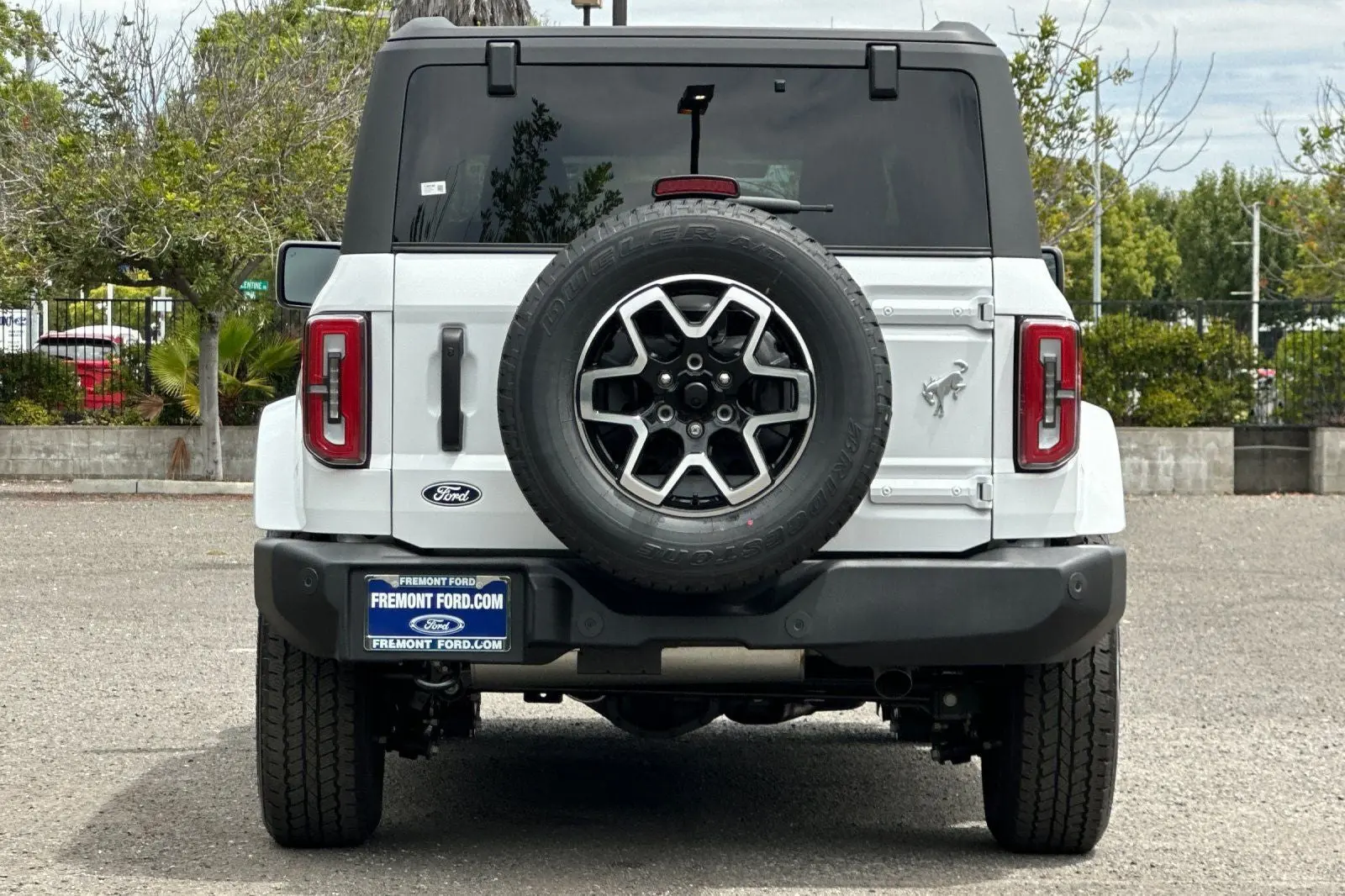 2026 Ford Bronco Outer Banks 4x4 photo 4