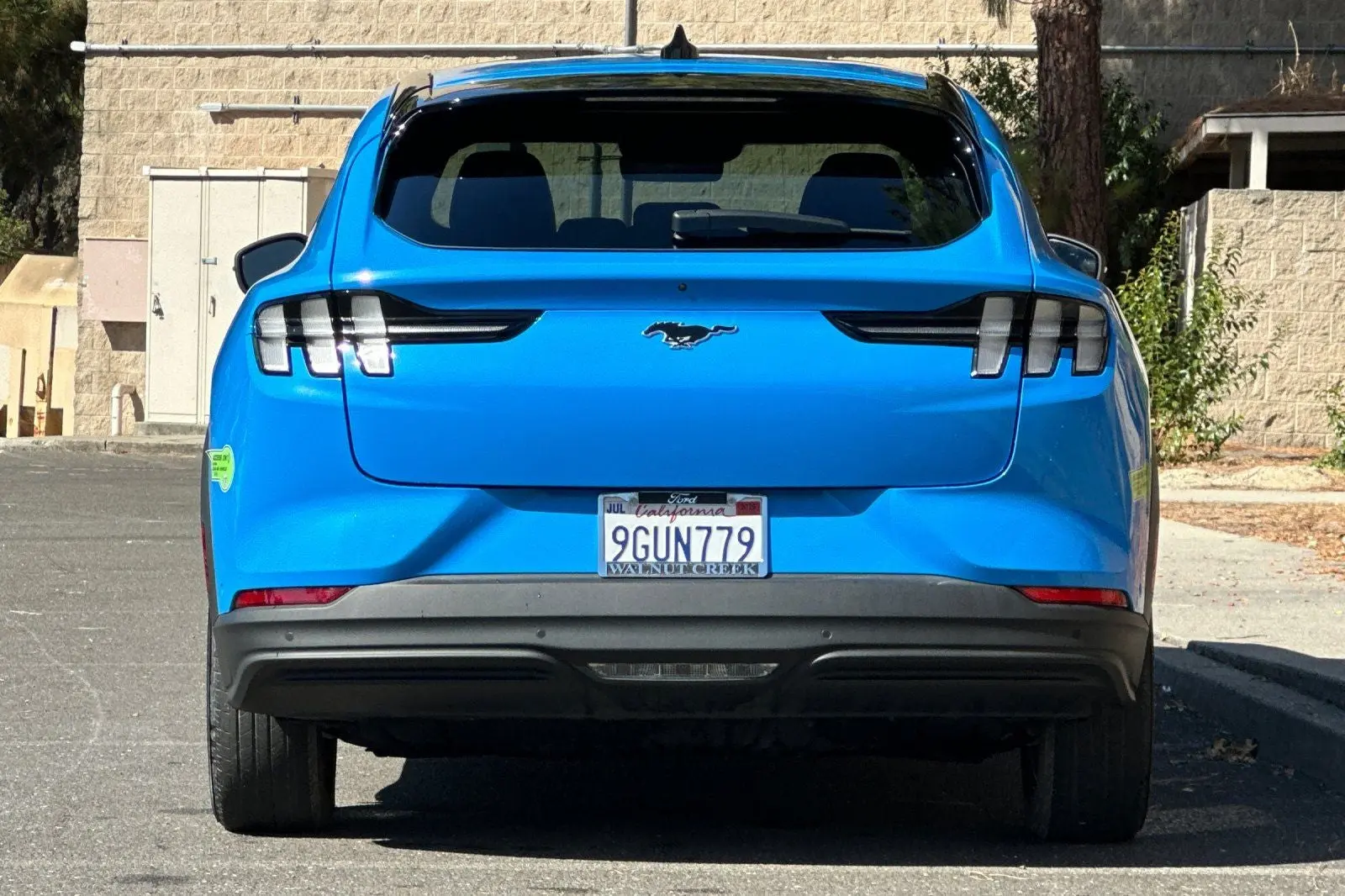 2023 Ford Mustang-Mach-e Select photo 4