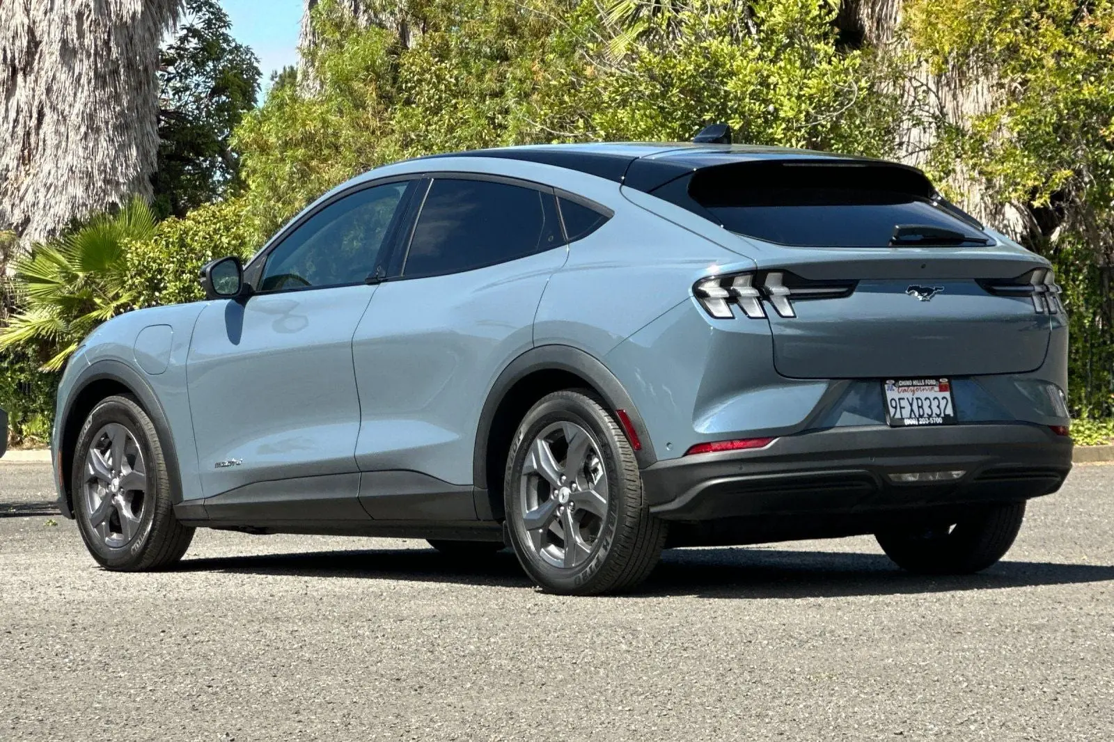 2023 Ford Mustang-Mach-e Select photo 5