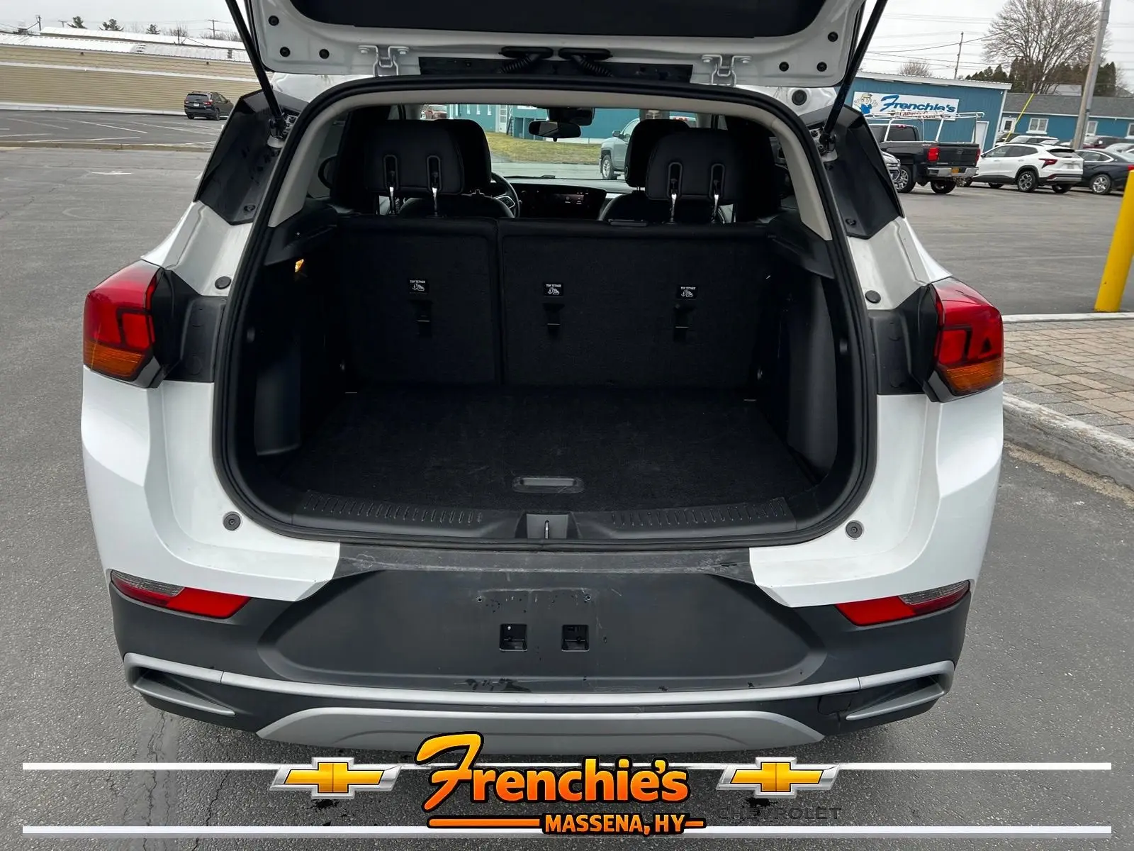 2025 Buick Encore GX Preferred AWD photo 5