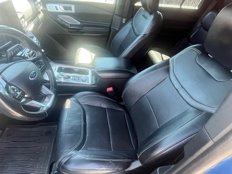 2021 Ford Explorer ST 4WD photo 3