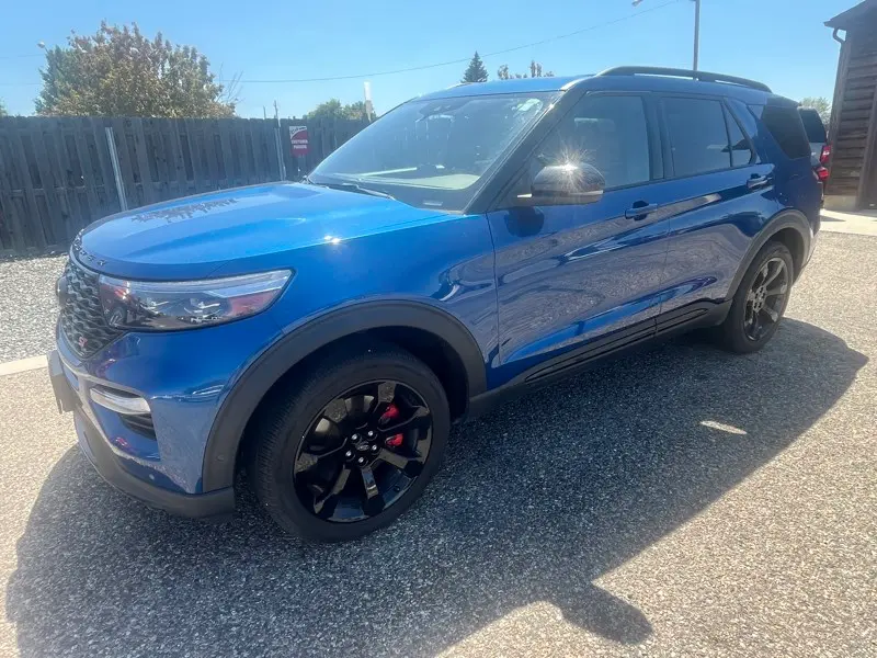 2021 Ford Explorer ST 4WD photo 5