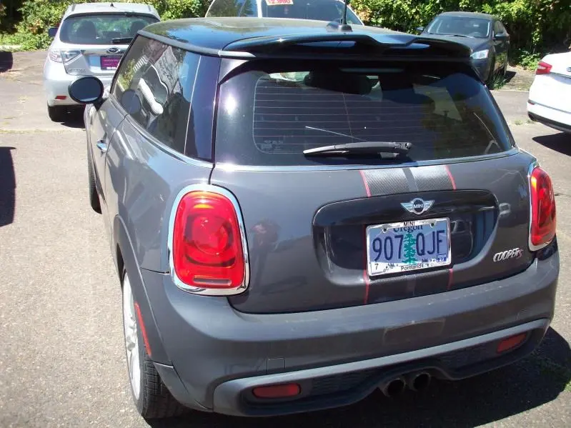 2014 MINI Cooper S photo 4