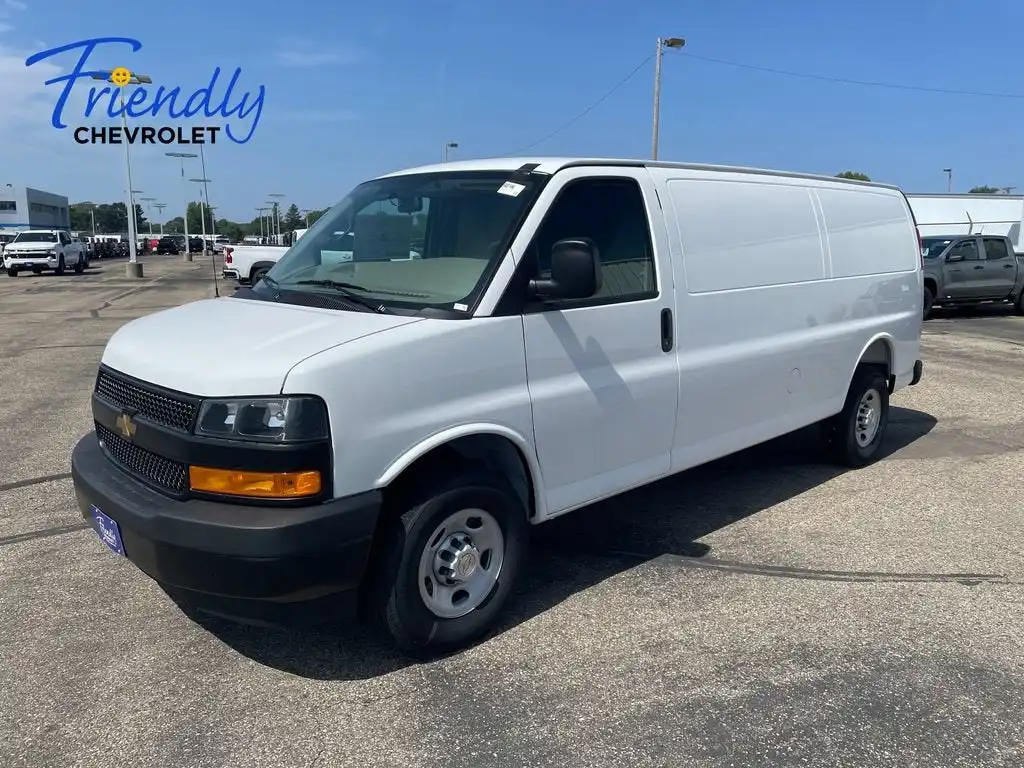 2026 Chevrolet Express 2500 Extended Work Van HD's photo