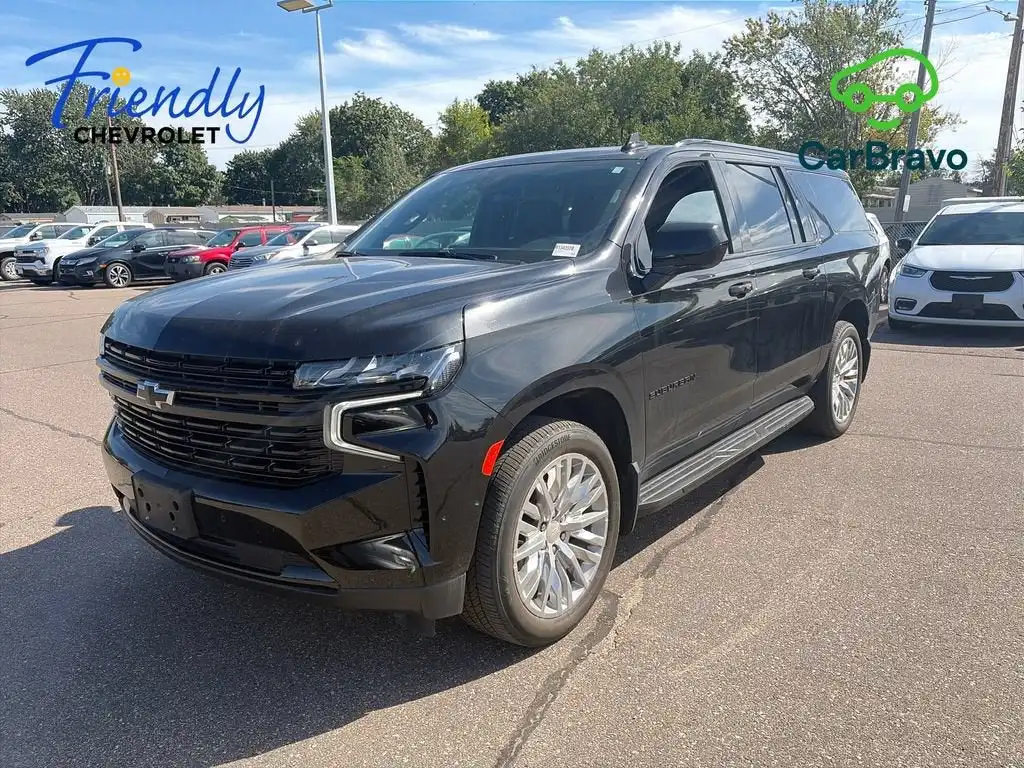 2023 Chevrolet Suburban RST 4WD's photo