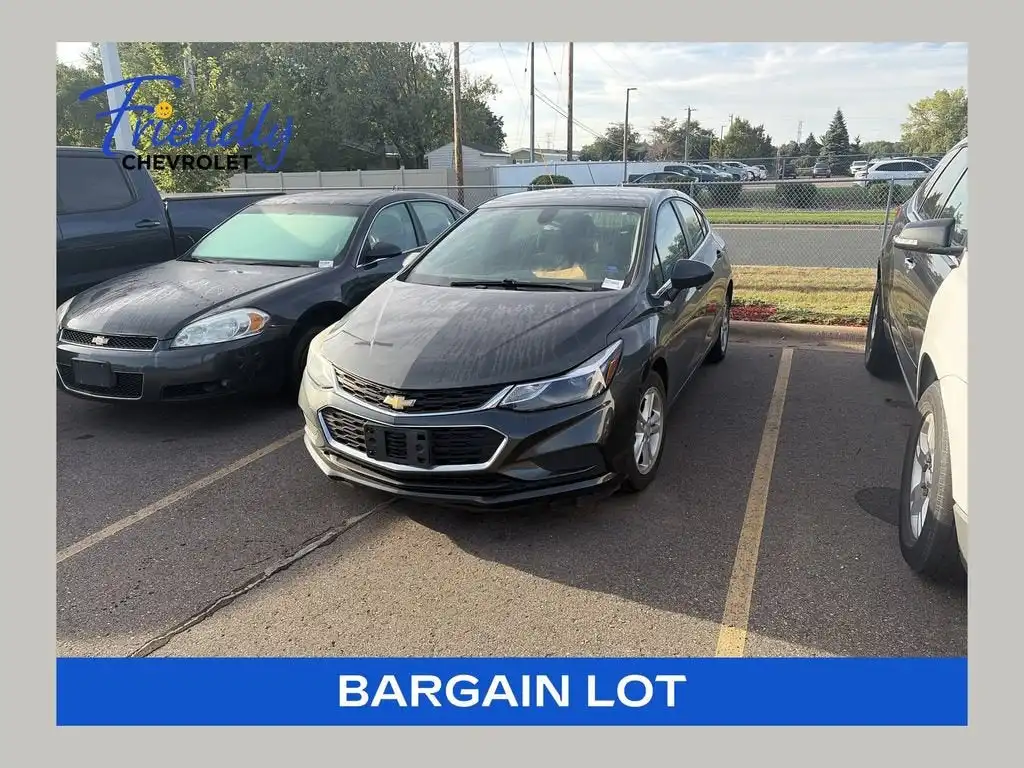 2018 Chevrolet Cruze LT Hatchback Auto's photo