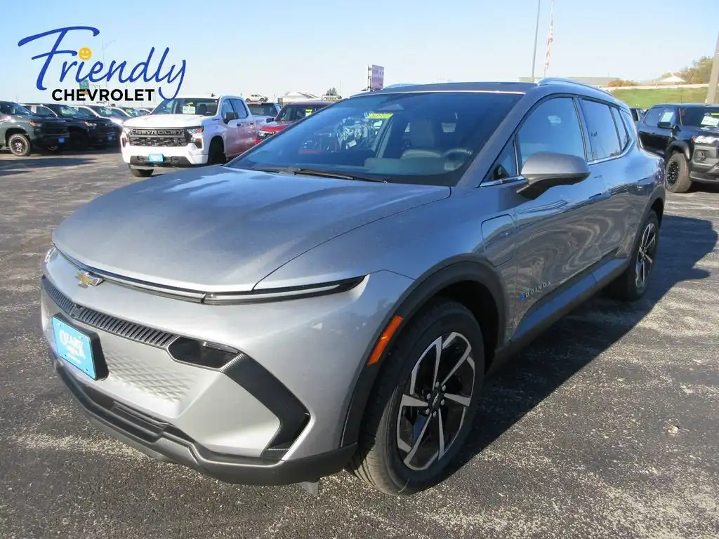2026 Chevrolet Equinox EV 2LT eAWD's photo