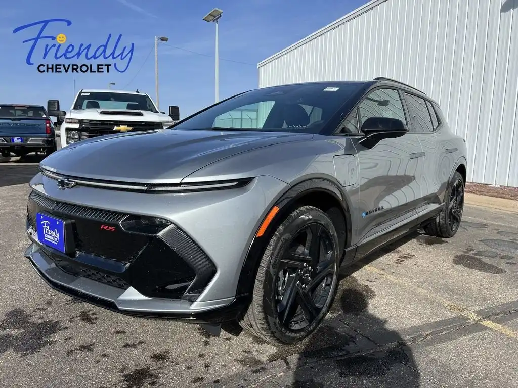 2026 Chevrolet Equinox EV RS eAWD's photo