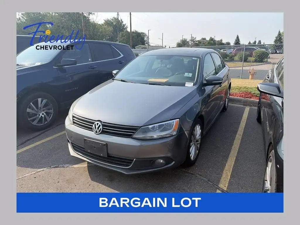 2011 Volkswagen Jetta SEL 6AT's photo