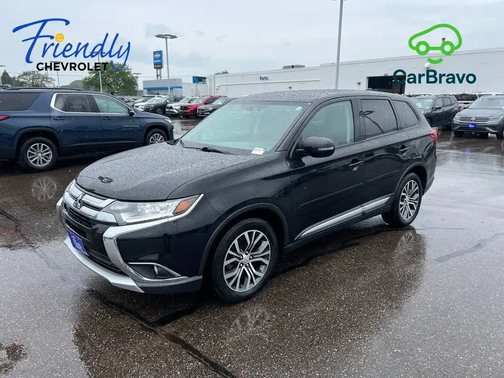2018 Mitsubishi Outlander SE S-AWC's photo