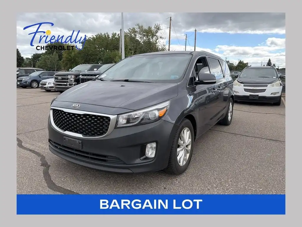 2015 Kia Sedona EX's photo