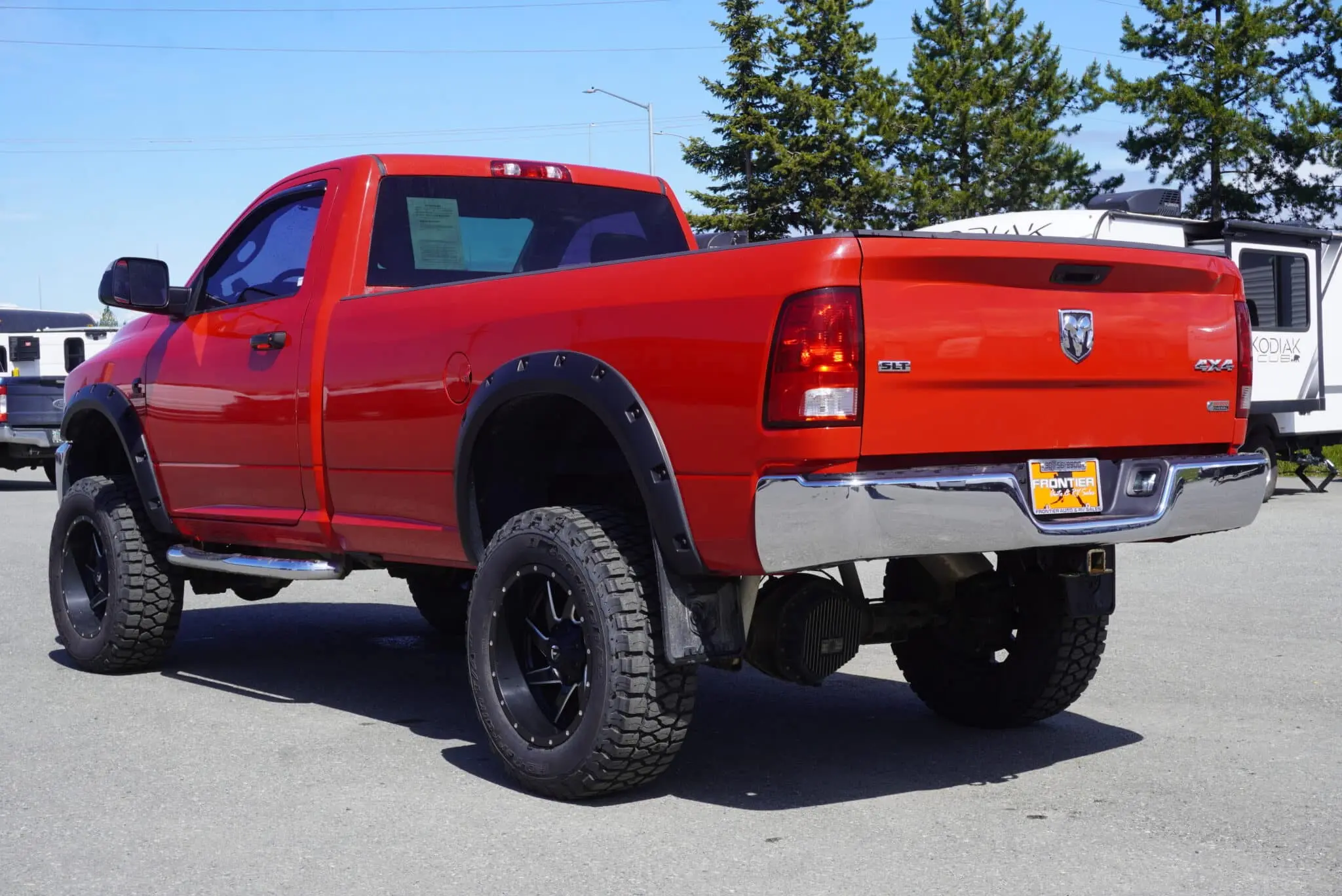 2012 RAM 2500 SLT 4X4 Regular Cab photo 3