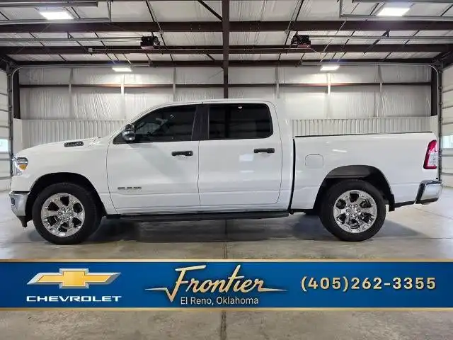 2023 RAM 1500 Big Horn/Lone Star 4x4 Crew Cab 5'7's photo