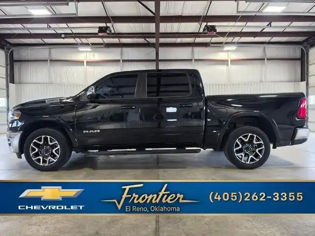 2025 RAM 1500 Laramie 4x4 Crew Cab 5'7's photo