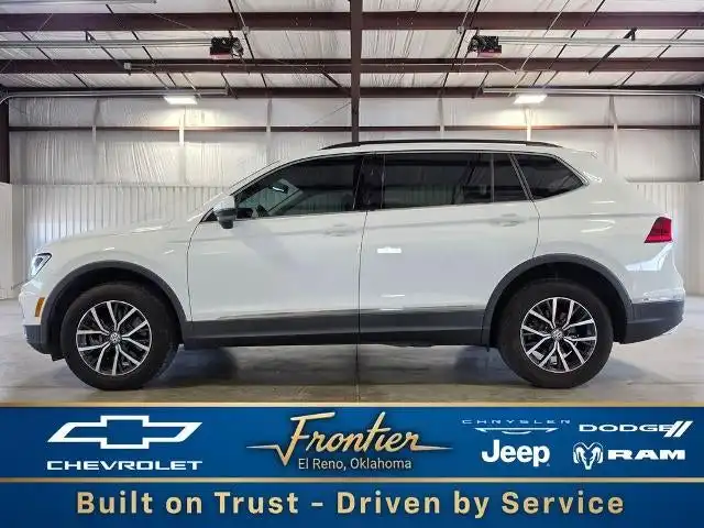 2020 Volkswagen Tiguan 2.0T SE's photo