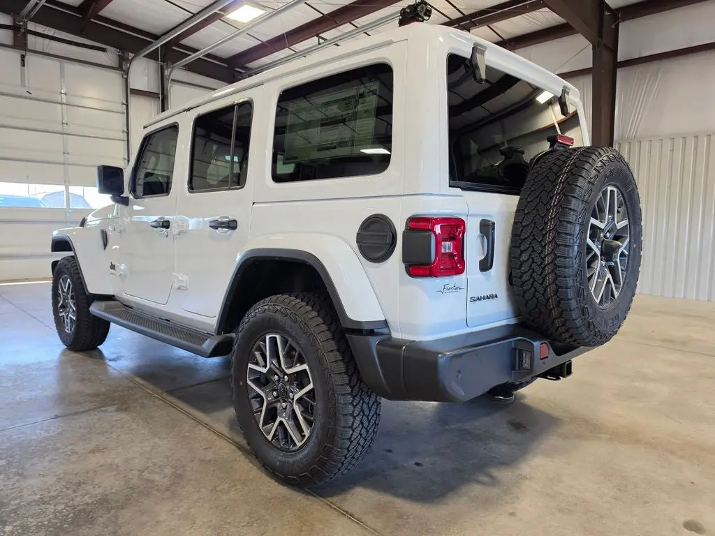 2026 Jeep Wrangler Sahara photo 3