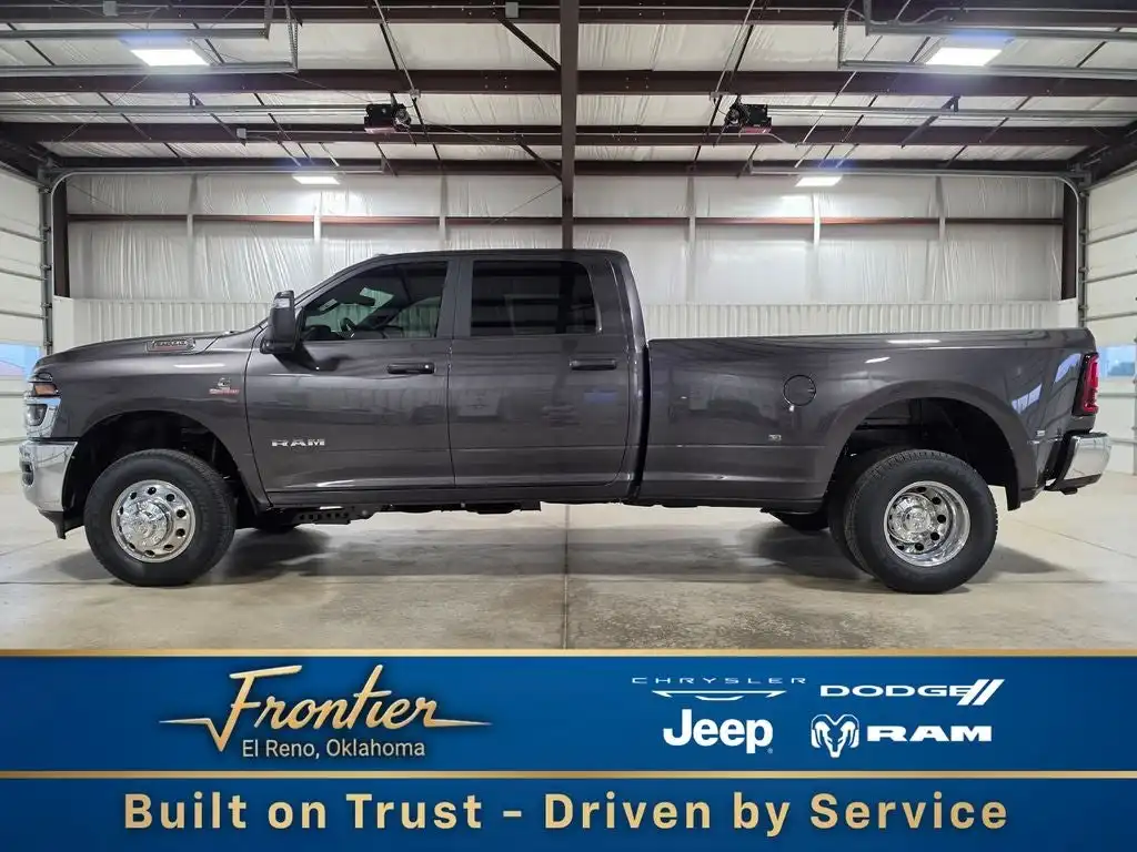 2027 RAM 3500 Big Horn 4WD Crew Cab LWB's photo