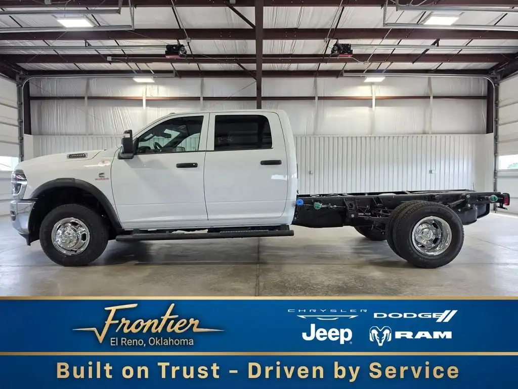 2026 RAM 3500 Tradesman 4WD Crew Cab's photo