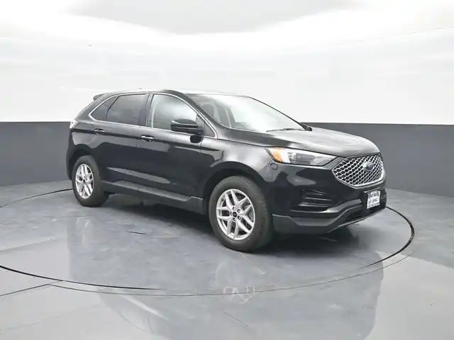 2023 Ford Edge SEL AWD's photo