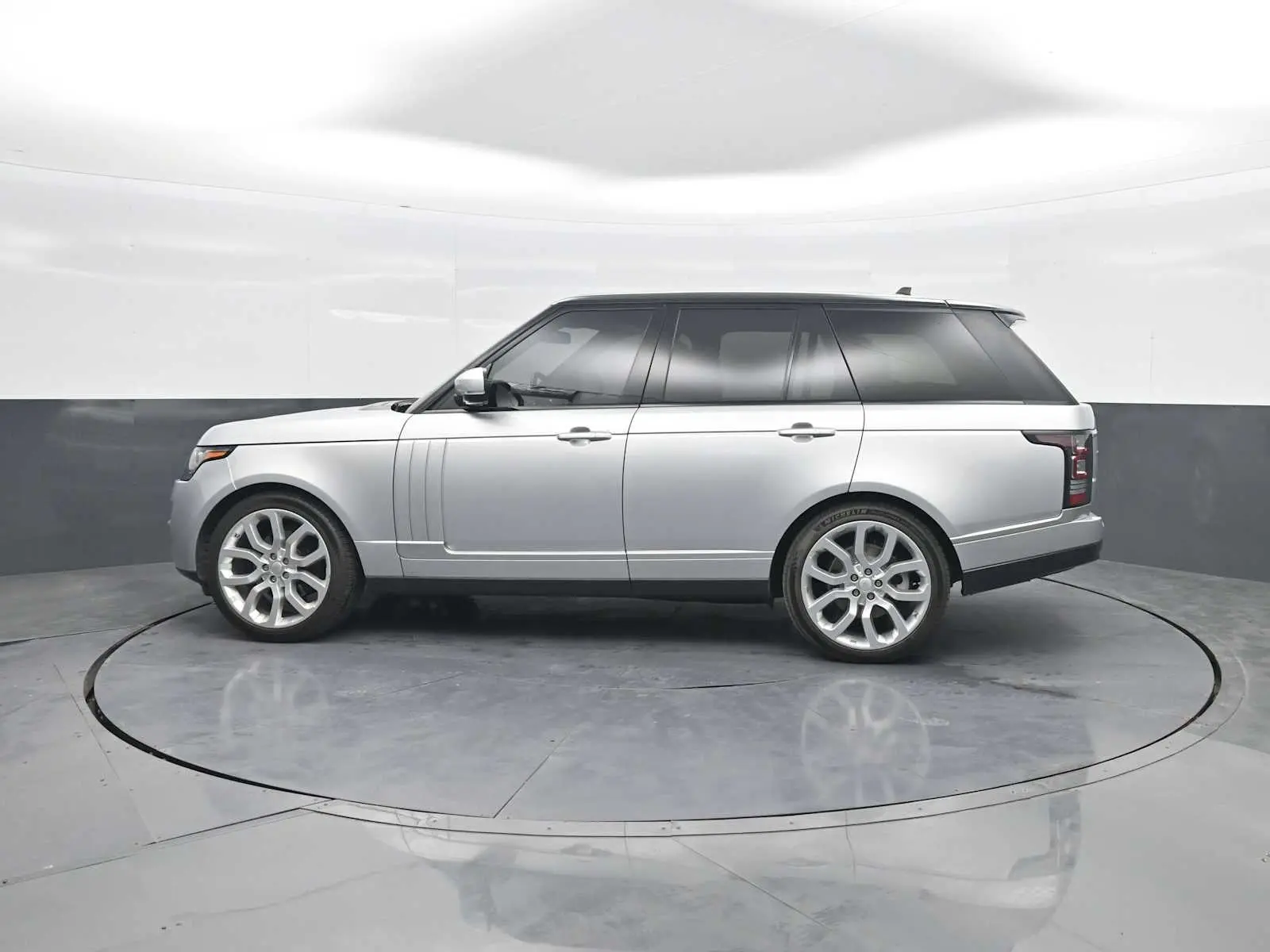 2016 Land Rover Range Rover Td6 Diesel HSE photo 5